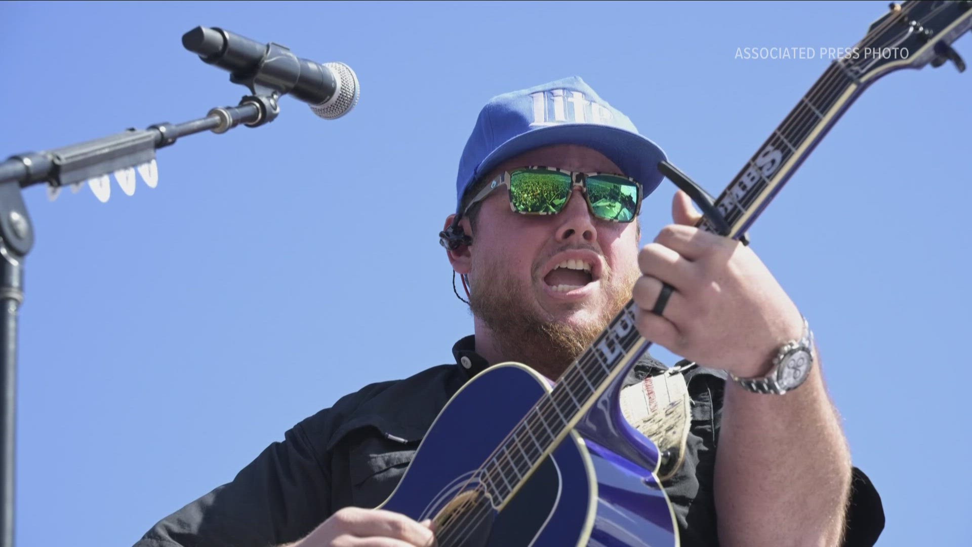 Luke Combs will be playing back-to-back nights next April 19th and 20th.