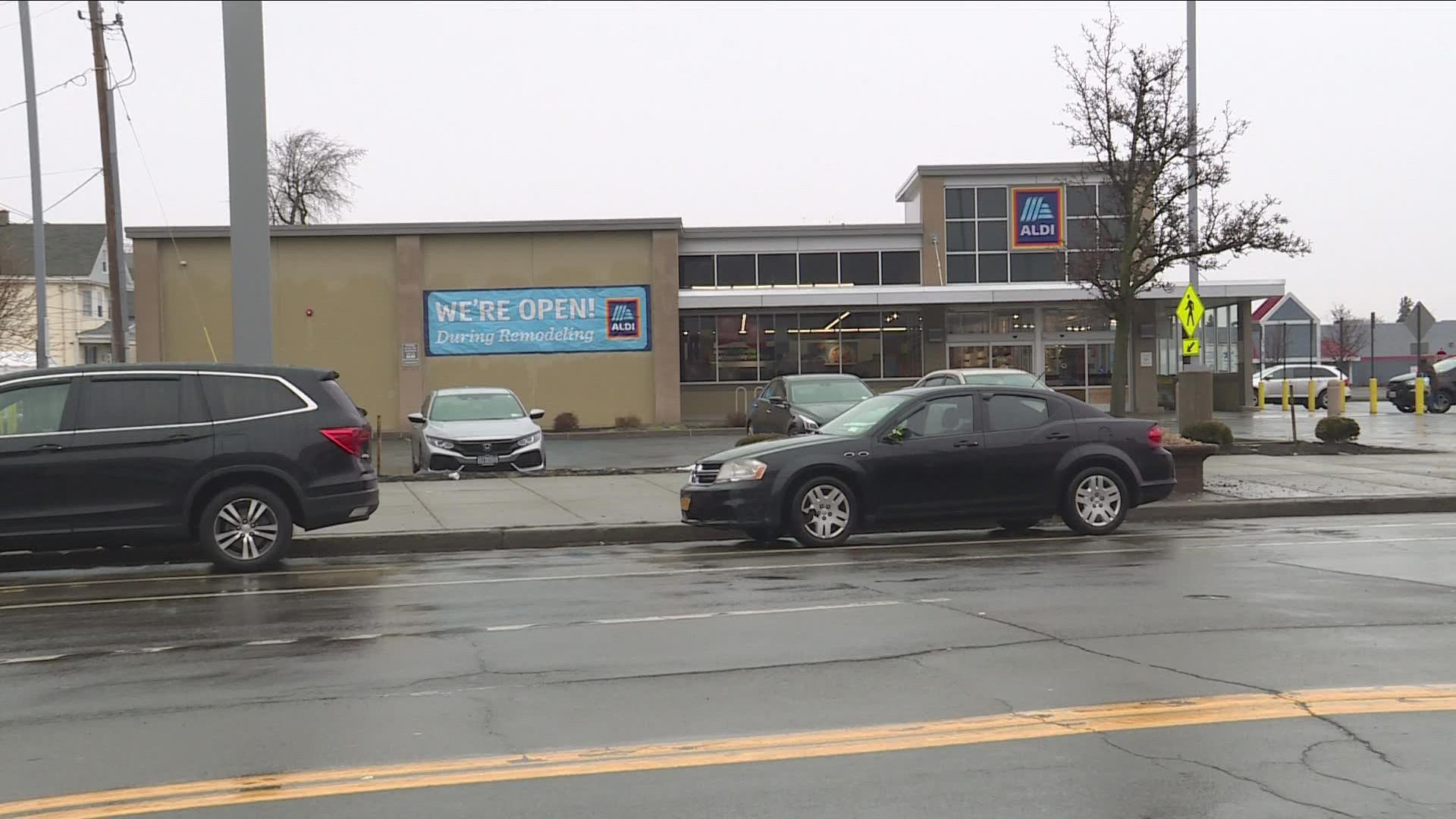 Aldi on Broadway reopens after looting