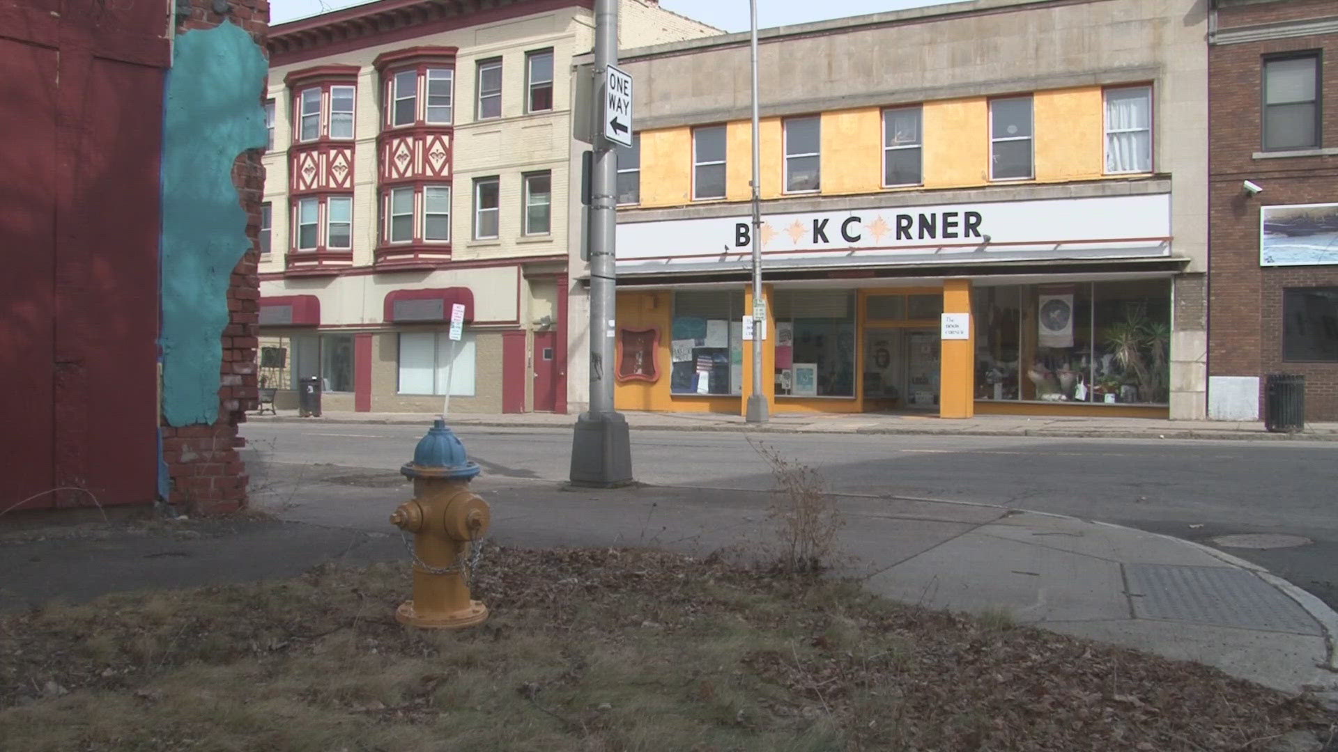 Niagara Falls Police responded to reports of a stabbing at 3:30 a.m. Sunday. 