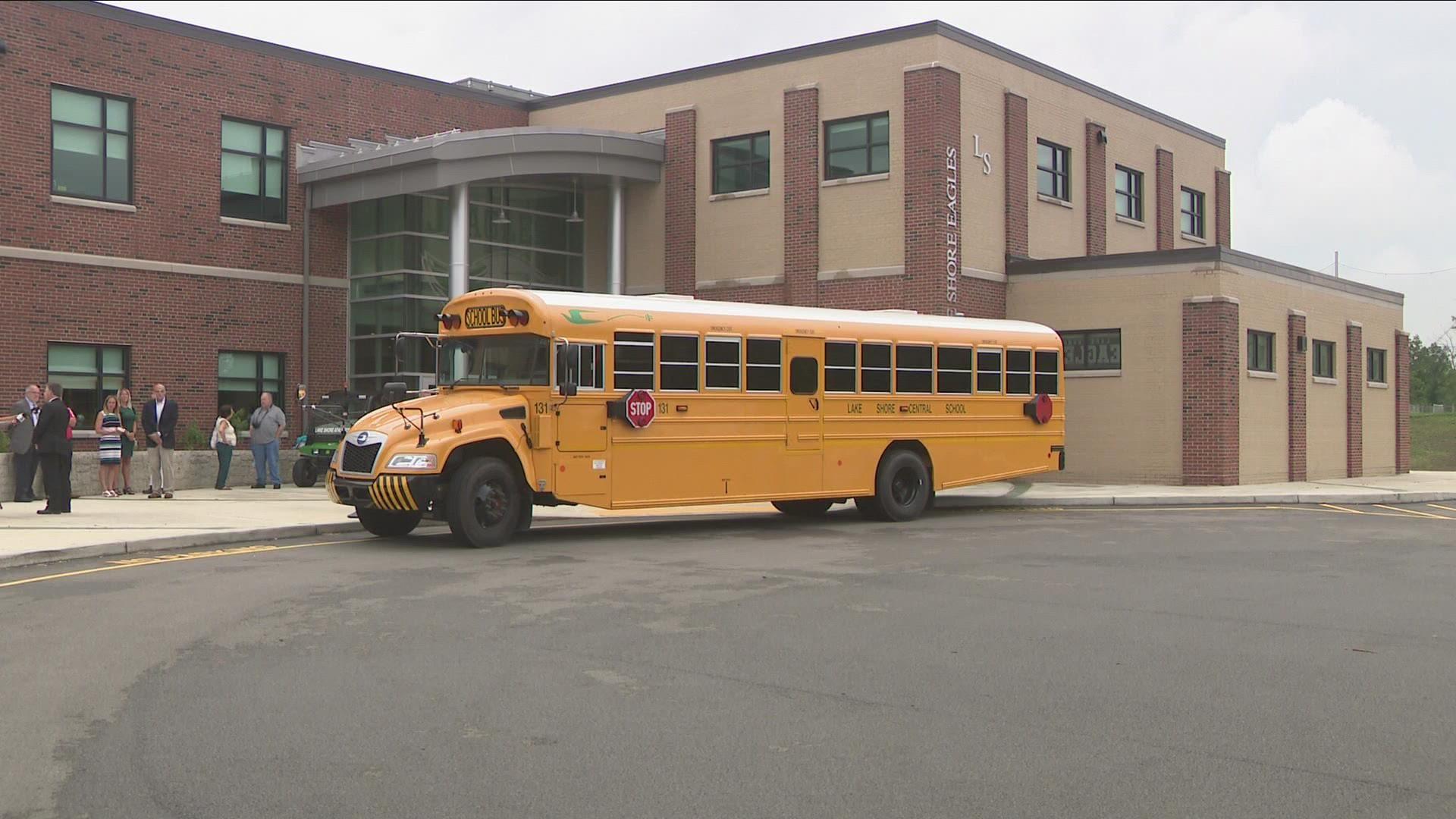 Lake Shore Central debuts Electric school bus