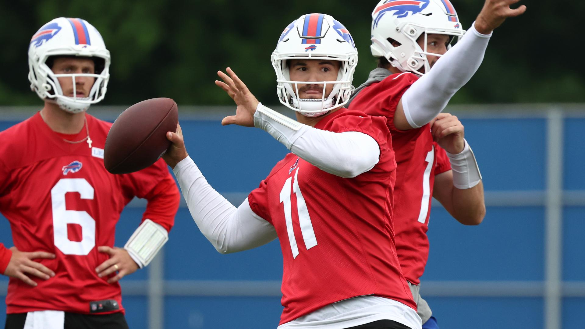 2 On Your Side's Jon Scott and Jonathan Acosta discuss the Bills taking the field for their final day of minicamp, plus storylines looking ahead to training camp.