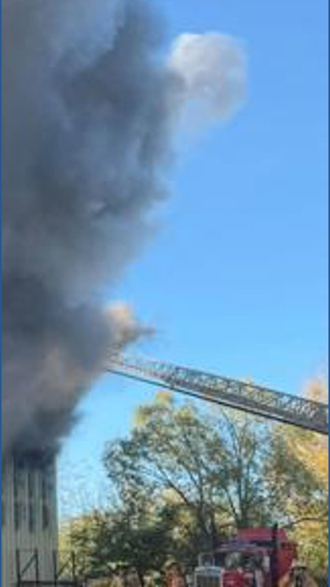Fire closes part of French Road in Cheektowaga; drivers urged to avoid area