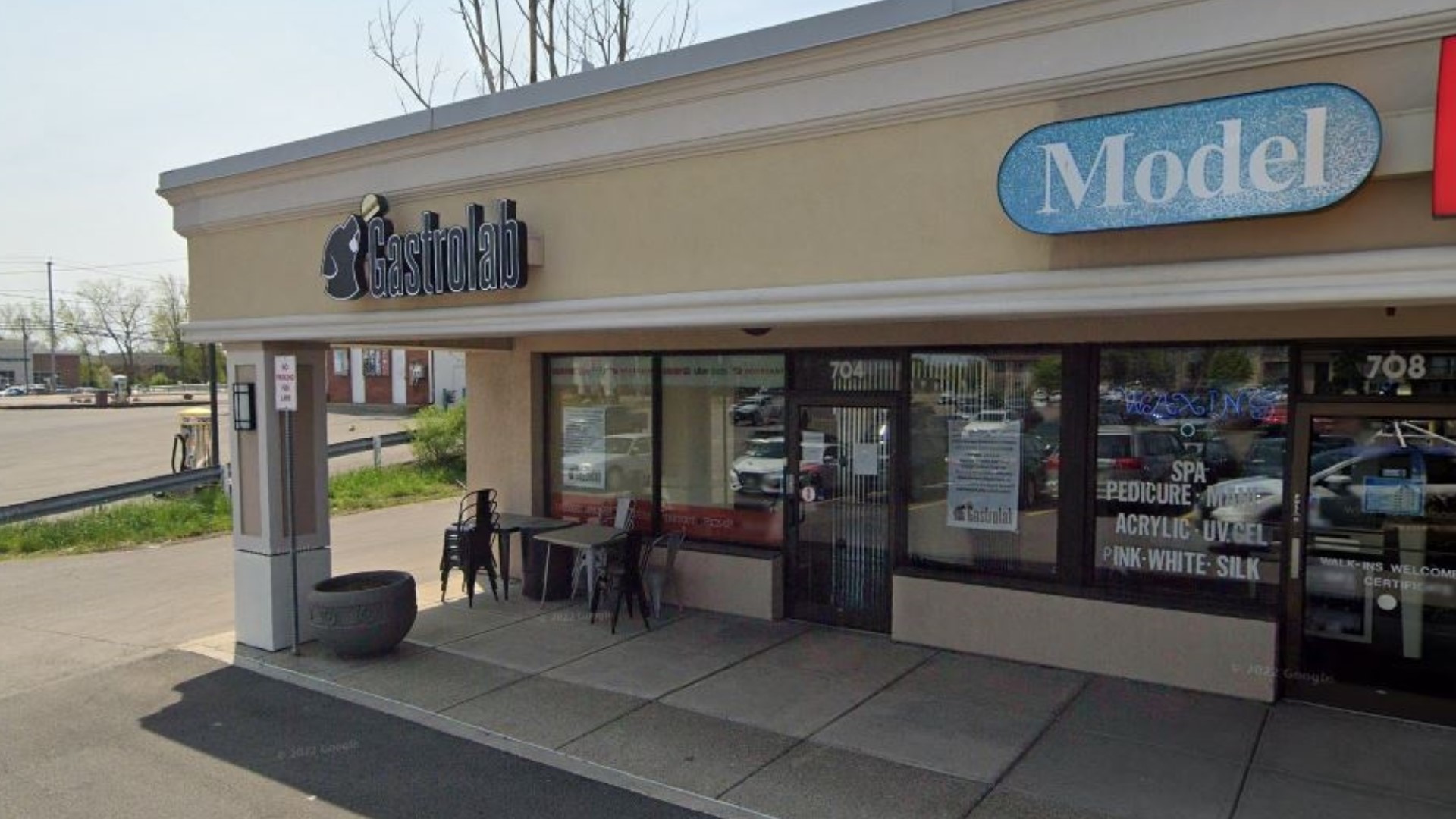 Flip Burger family opens Gastrolab Kitchen with two new concepts at