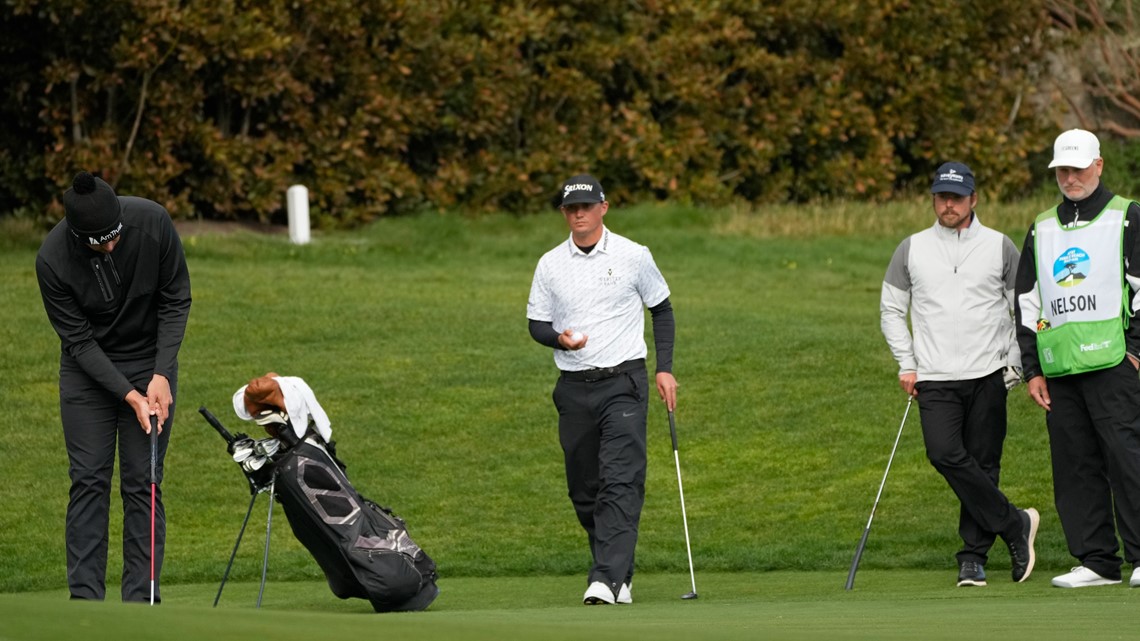 Caddie for amateur at Pebble Beach collapses