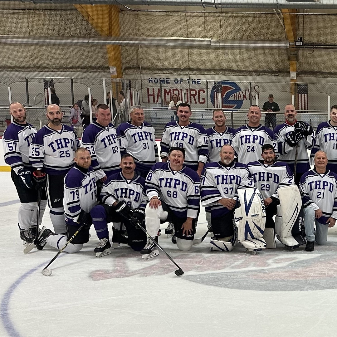 Frontier hockey, Hamburg Police unite to fight domestic violence | wgrz.com
