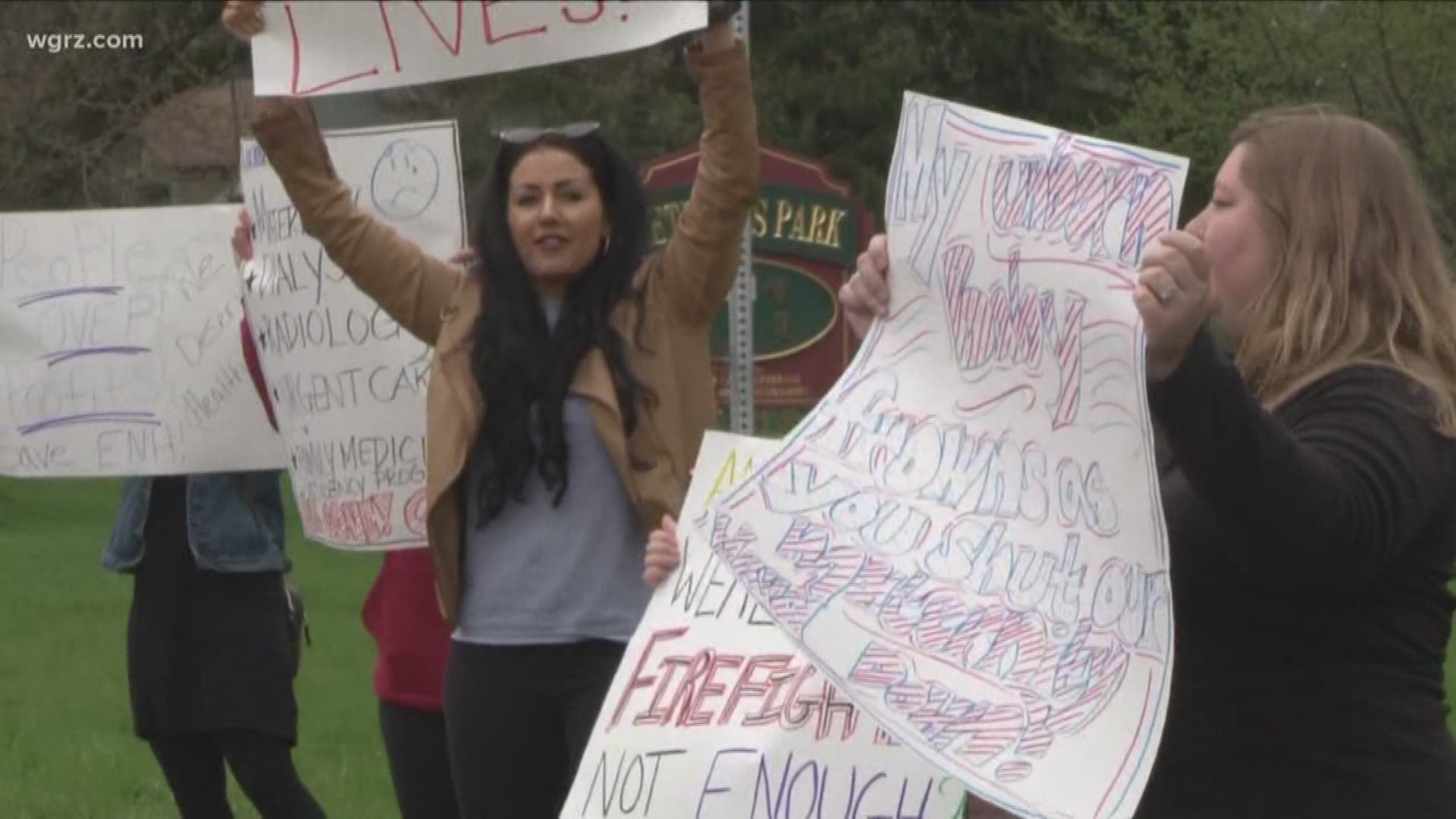 Protesters decide to take a stand after learning of the cuts coming to the Eastern Niagara Hospital.