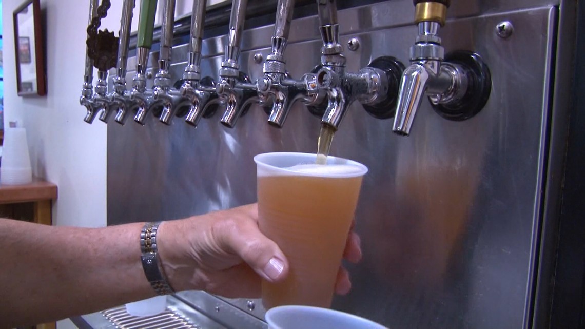 New York State Liquor Authority to bars and restaurants No drinking