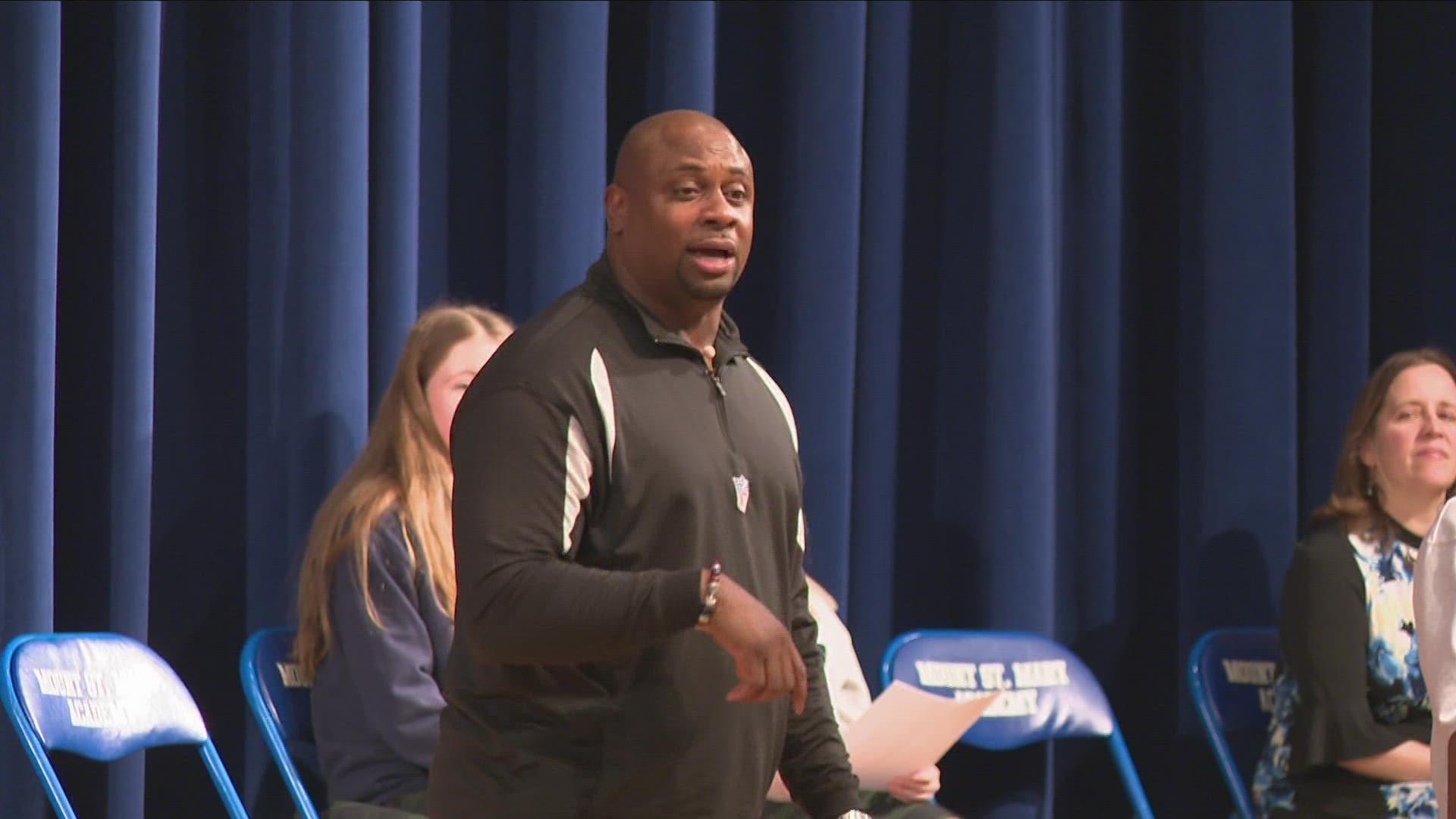 Troy Vincent Visits WNY