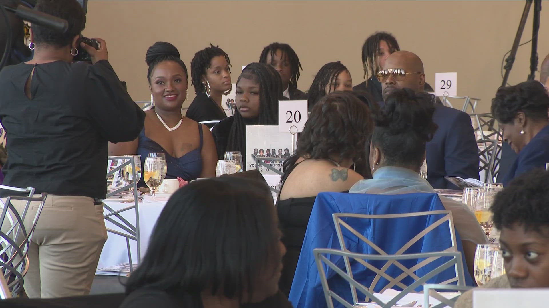 Empower 716: Young Entrepreneurs of Color gala gave local business professionals a chance to network. More than 300 members of the community took part.