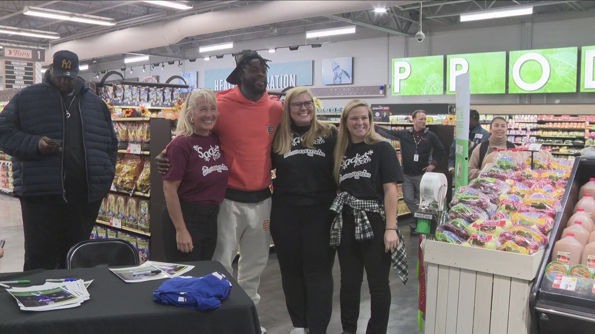 Shaq Lawson held a meet and greet at Tops on Jefferson Ave