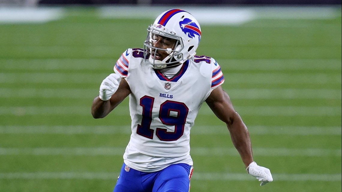 Buffalo Bills wide receiver Isaiah McKenzie (6) warms up before playing  against the New York Jets in an NFL football game, Sunday, Dec. 11, 2022,  in Orchard Park, N.Y. Bills won 20-12. (