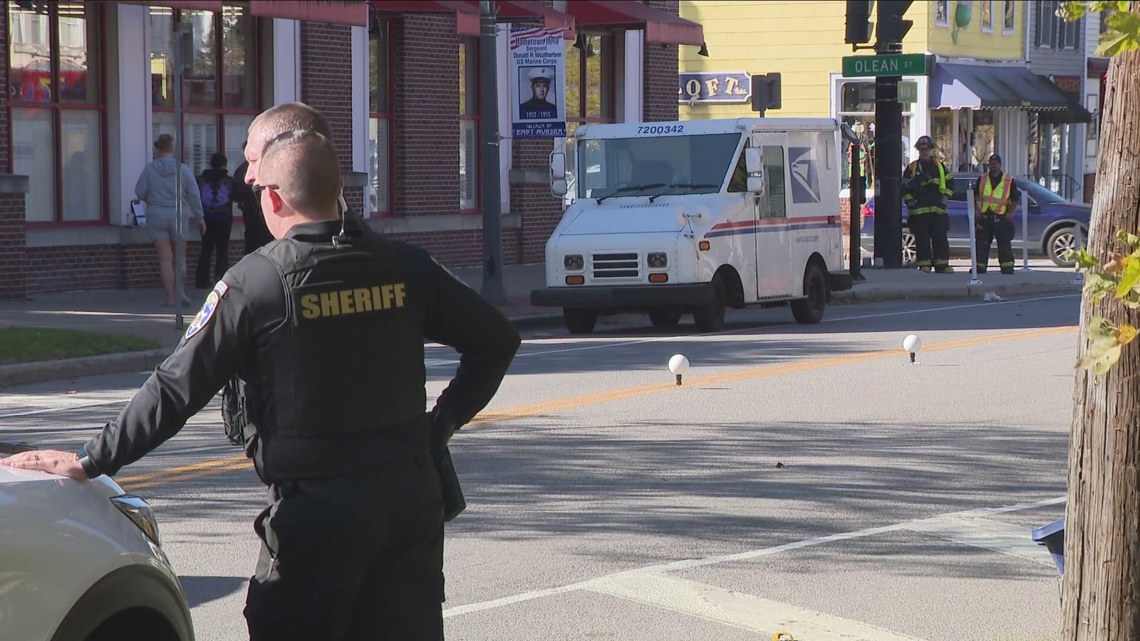 Pedestrian accident in East Aurora under investigation