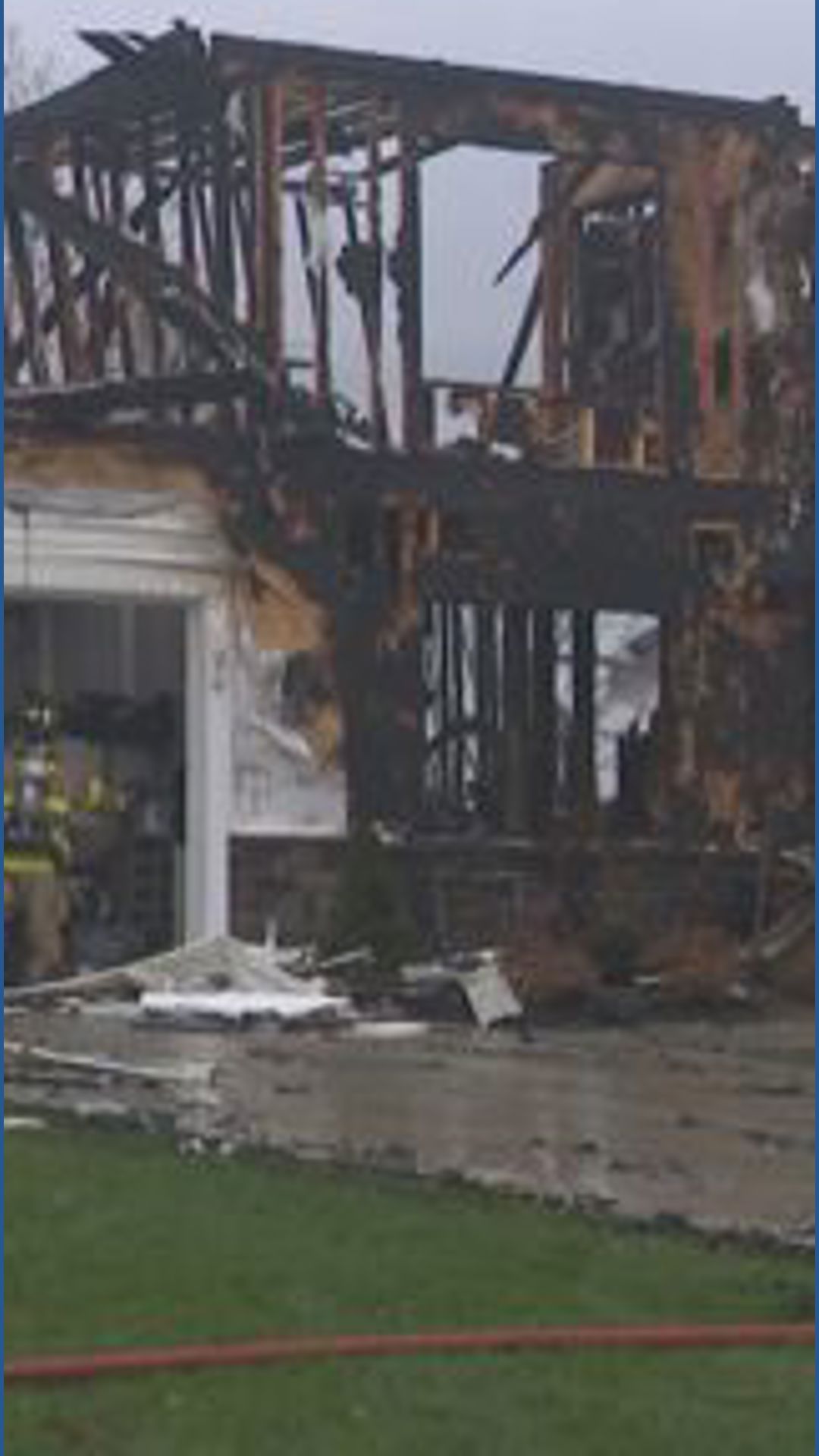 Firefighters battle large house fire in Orchard Park | wgrz.com