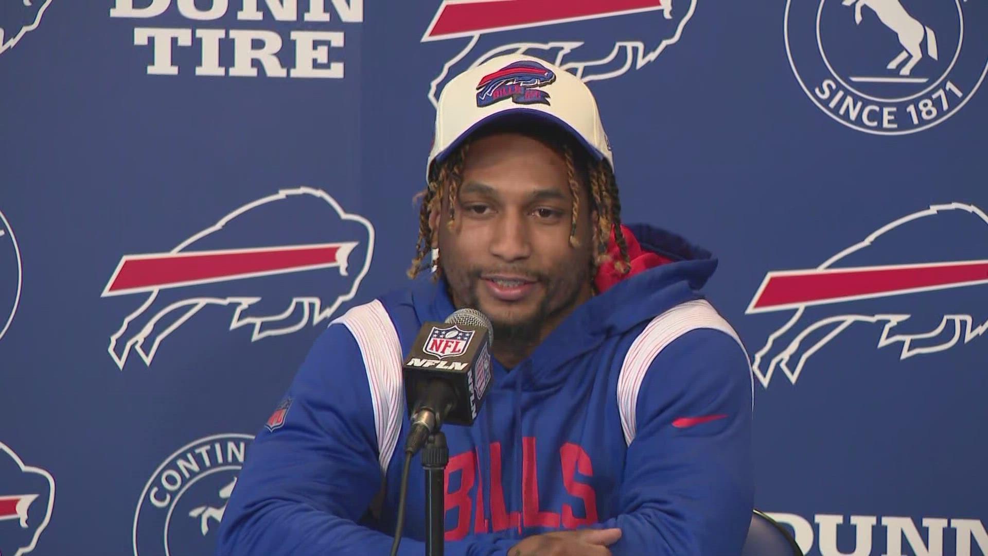 New Bills wide receiver Deonte Hardy is introduced | wgrz.com