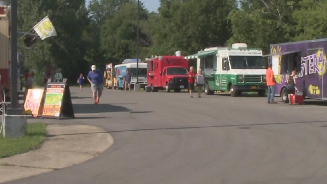 Food trucks find themselves parking closer to home to combat gas pricing - Vimarsana News