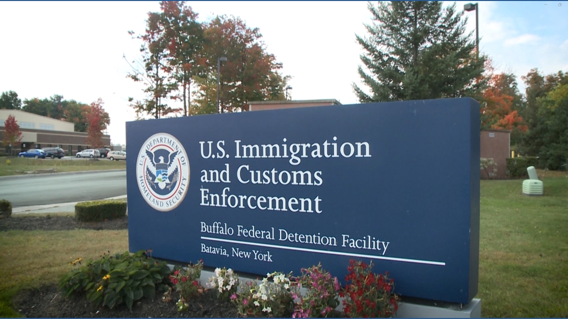 ICE stops opening detainees’ legal mail in Batavia after lawsuit