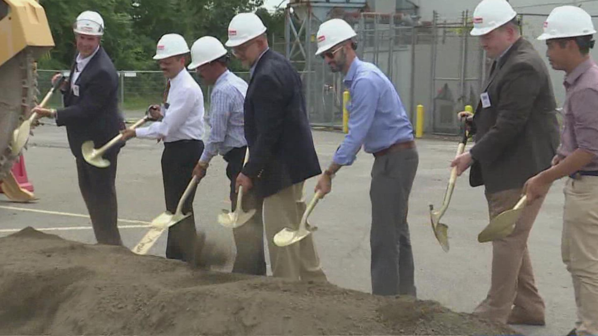 Surmet is beginning work on a 13-and-a-half million dollar expansion to its Hertel Avenue facility for ceramics manufacturing with new equipment and renovations.