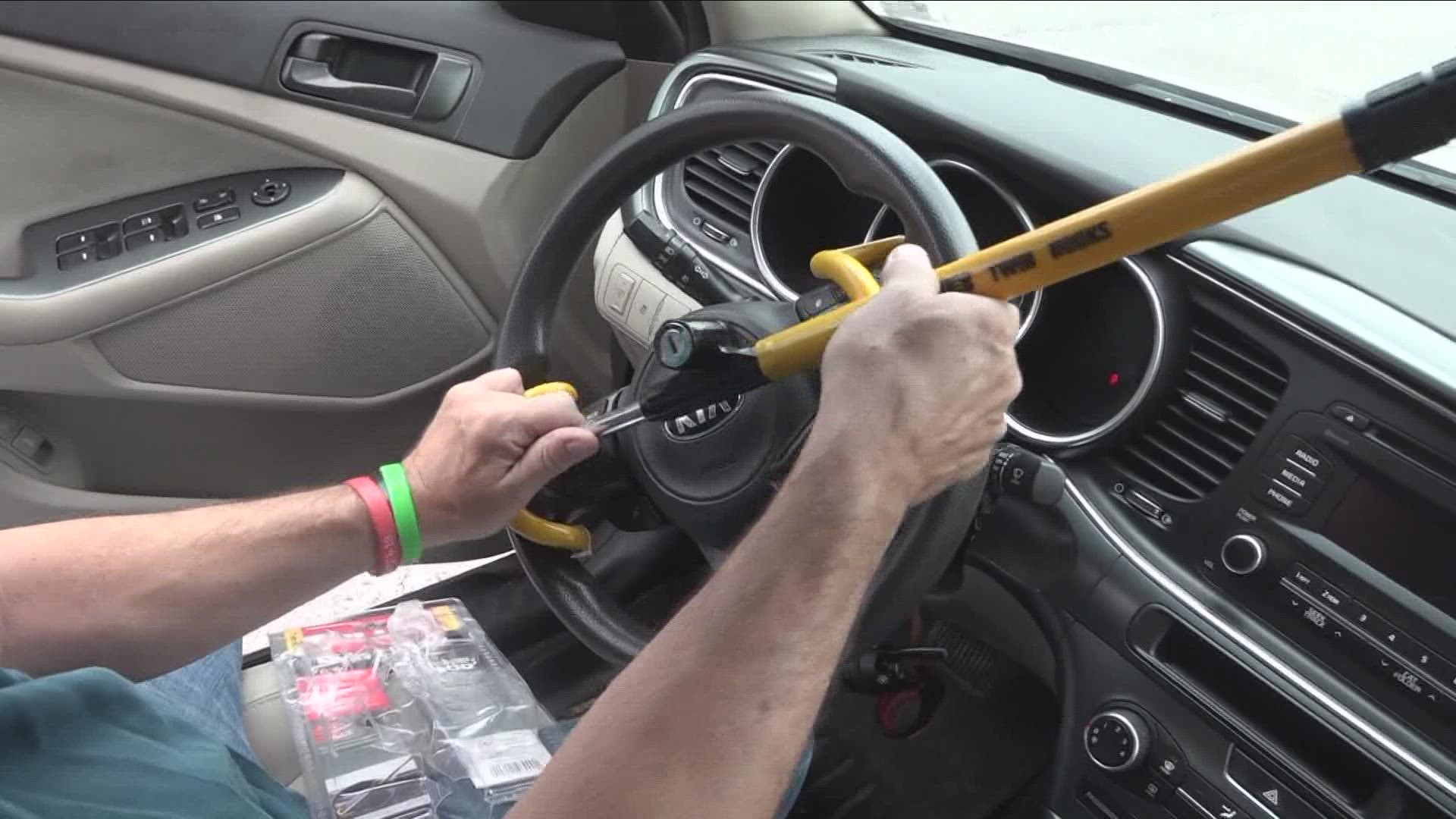 Erie County Sheriff's Office to give out steering wheel locks from Kia Motors Saturday
