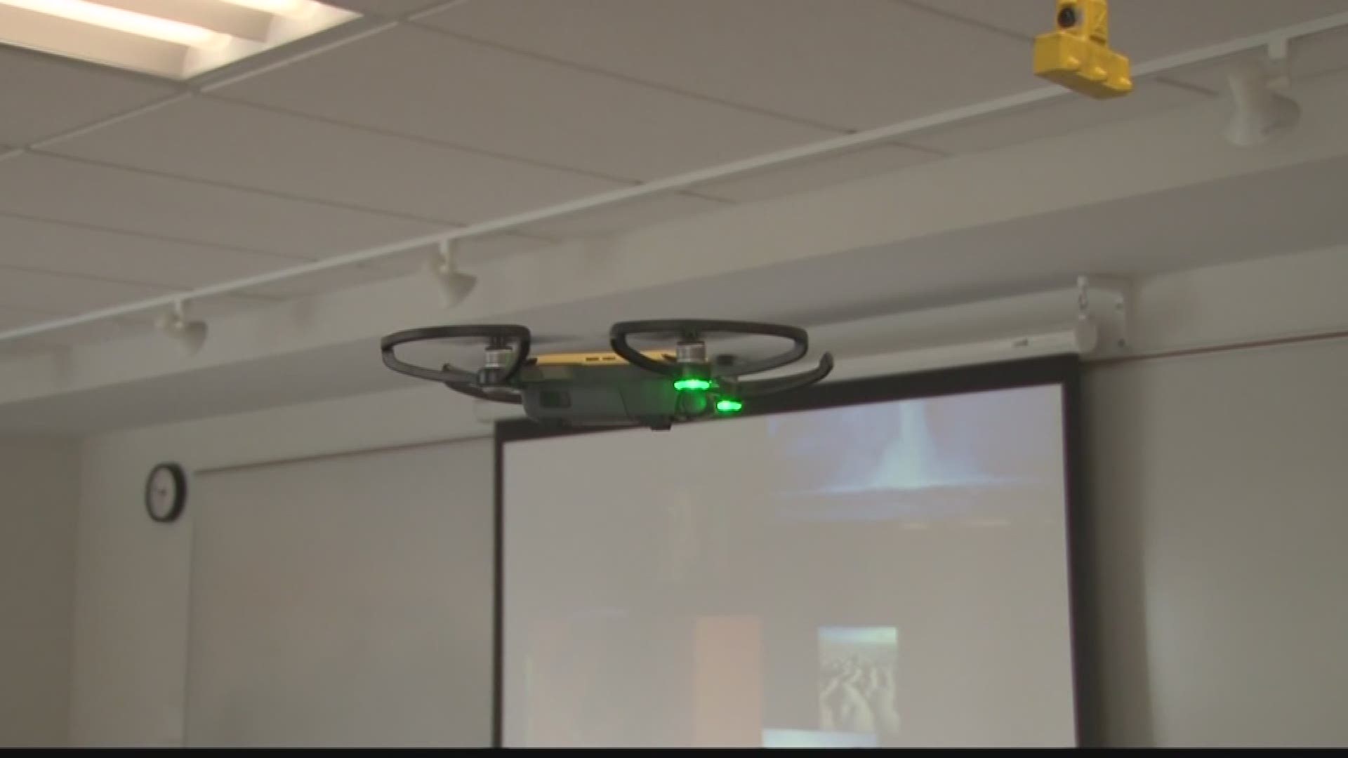 channel 2's jennifer stanonis went to Canisius high school and shows us all the new gadgets.