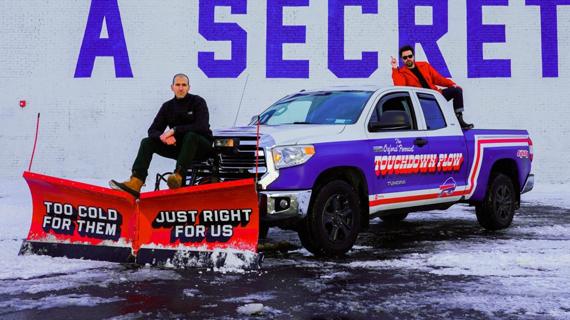 FOCO Buffalo Bills Holiday Countdown Truck