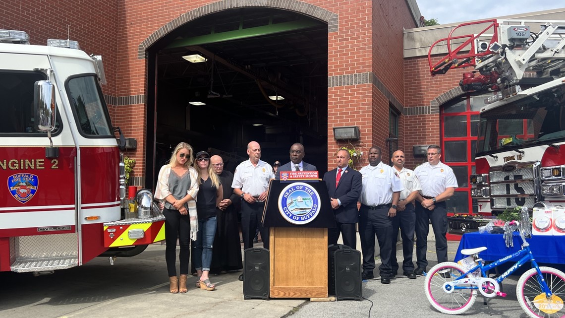 Engine 2 dedicates truck to Jason Arno - Vimarsana News