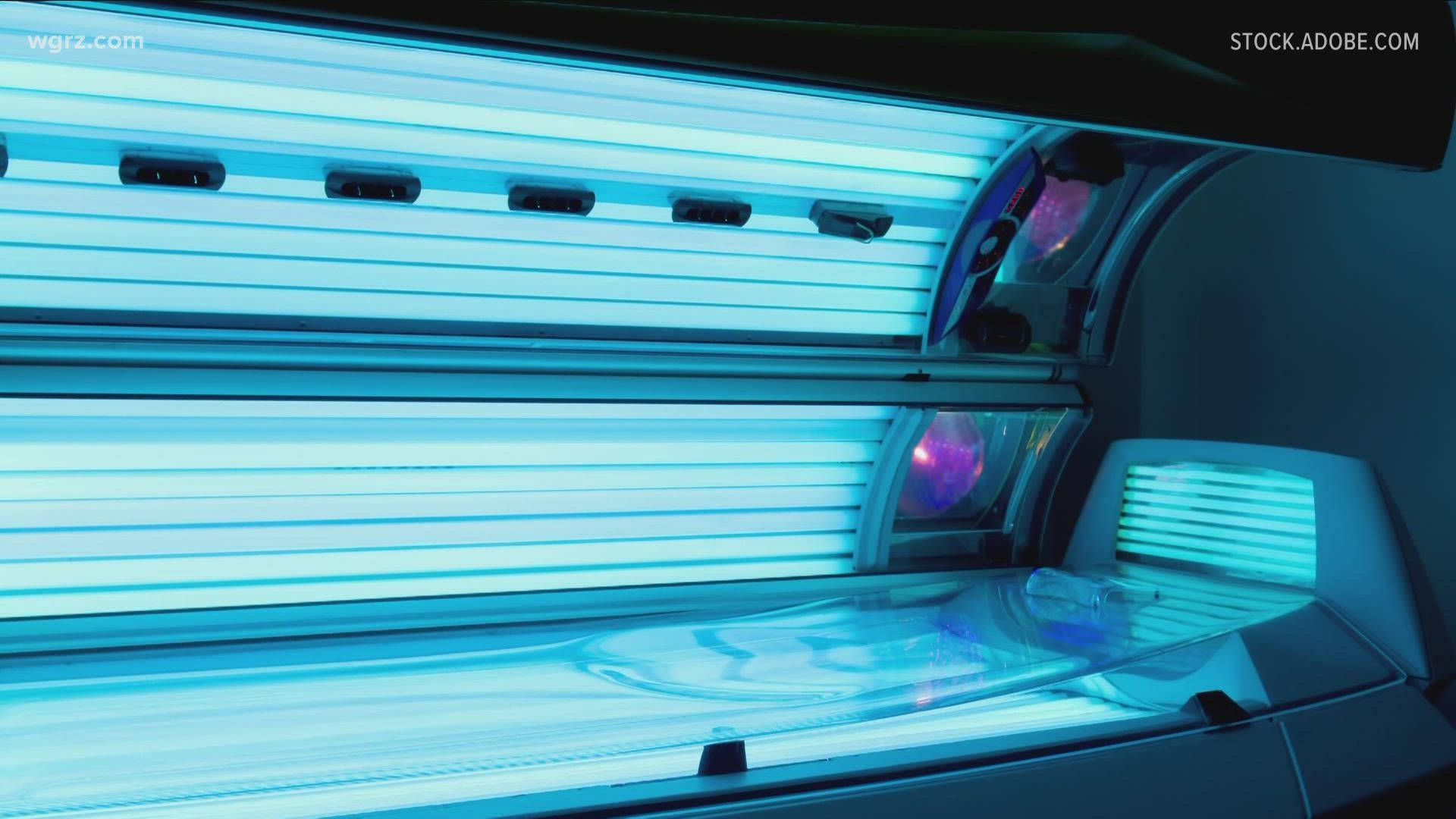Two democratic New York lawmakers want to raise the minimum age to use tanning beds.