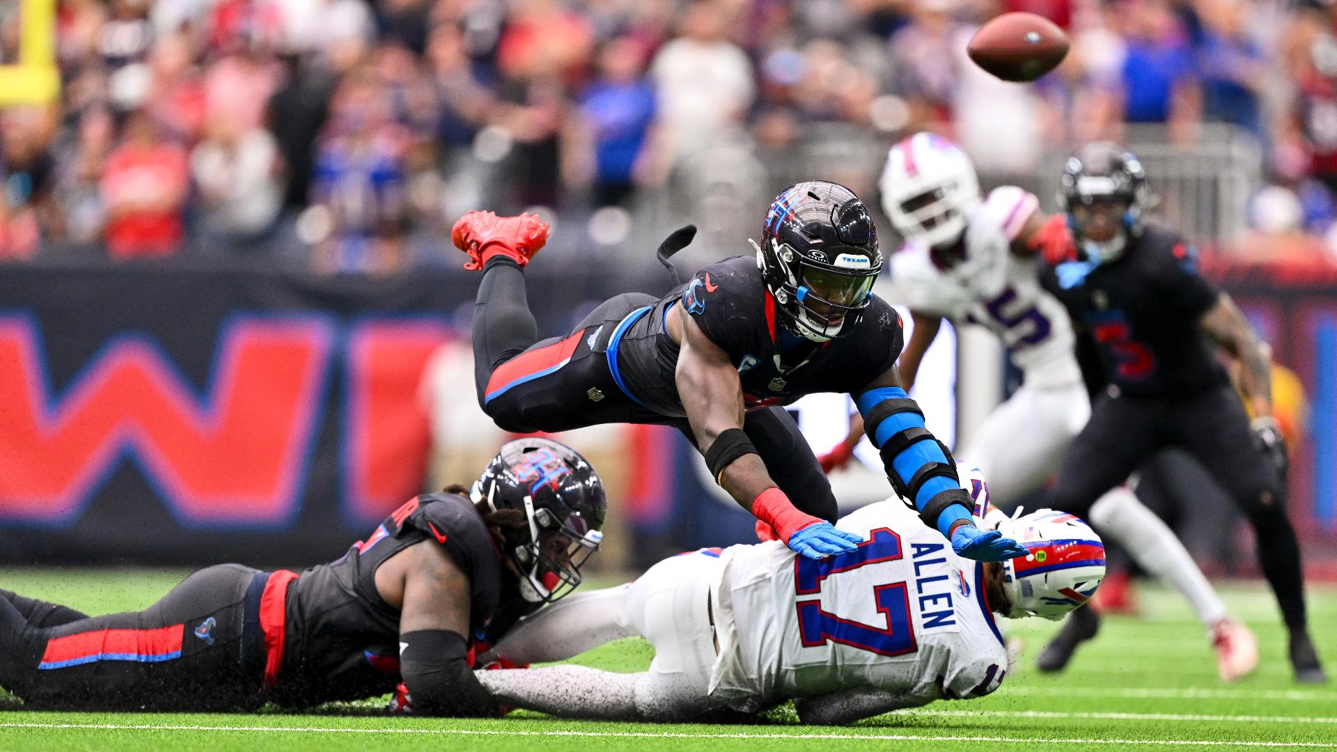 Sports director Jon Scott and NFL/Bills Insider Vic Carucci discuss their biggest takeaways from Buffalo's 23-20 loss in Houston.