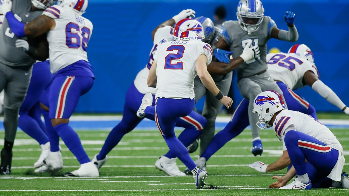 Bills sign kicker Tyler Bass to 4-year contract extension