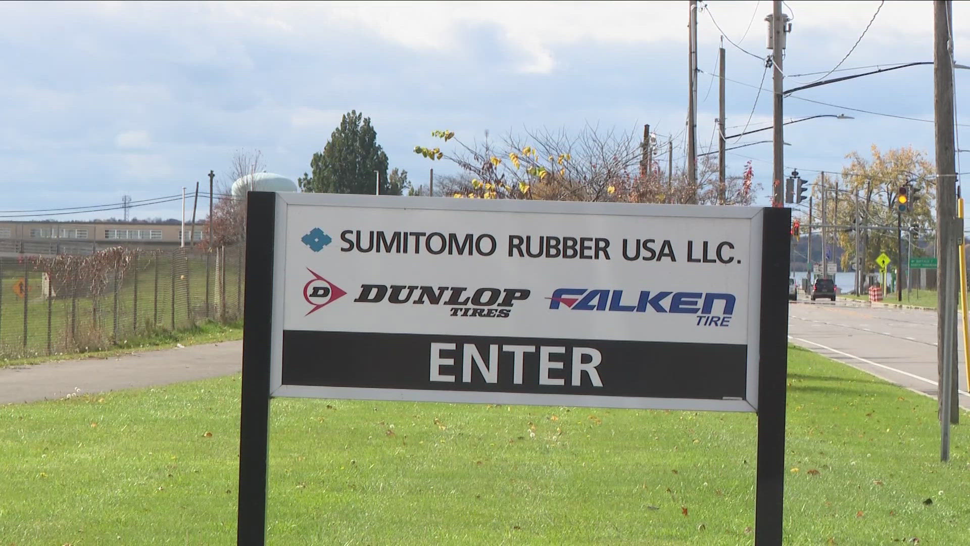 From local businesses to state and local officials, resources are now pouring in to help workers impacted by the Sumitomo Rubber plant closure.