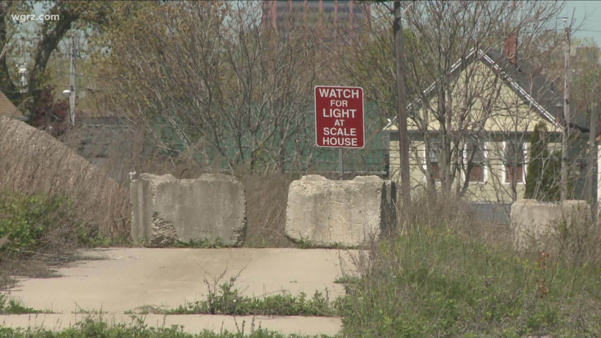 The Clean Air Coalition says Buffalo housing judge Patrick Carney ordered Battaglia to clear out the rats