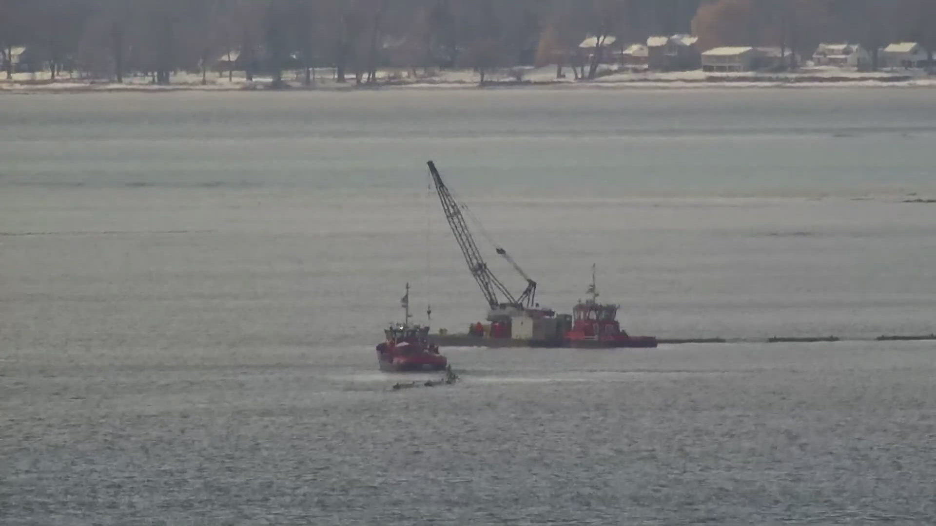 Ice boom installation Monday in Lake Erie