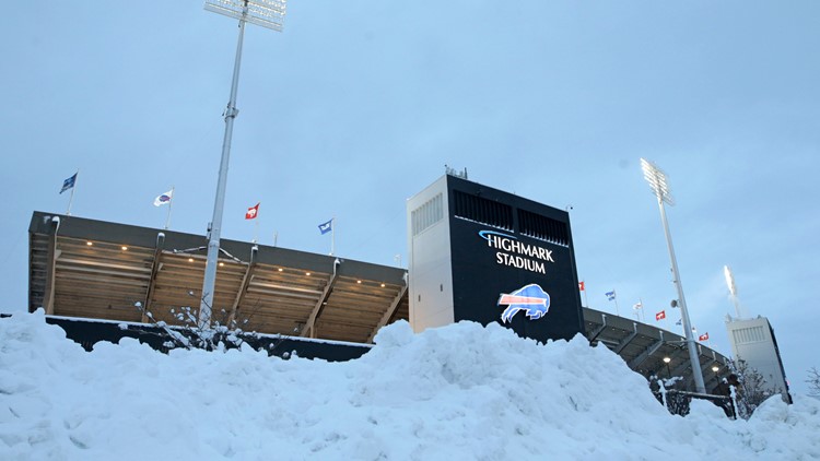 DVIDS - Images - 2019 Buffalo Bills Salute to Service Game: Pregame  Ceremony [Image 1 of 8]