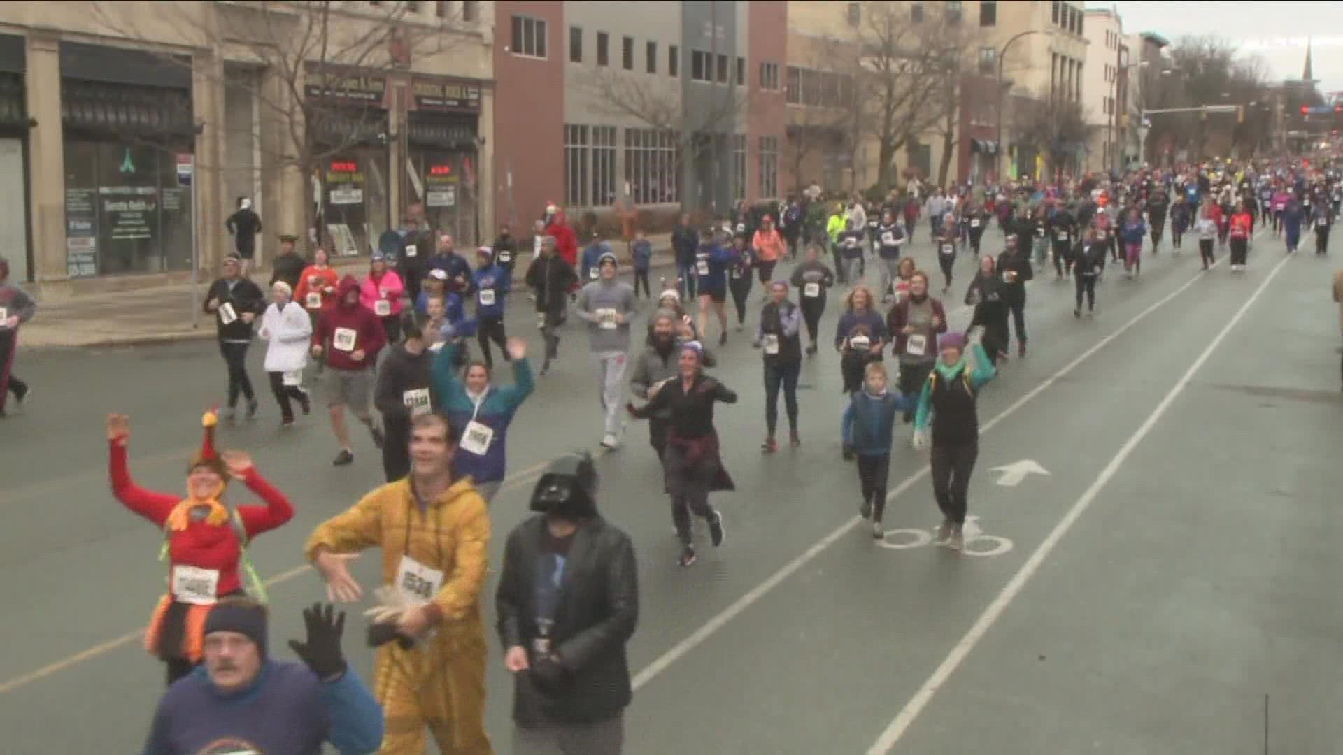 The 127th annual Turkey Trot is back this Thanksgiving morning in the City of Buffalo!