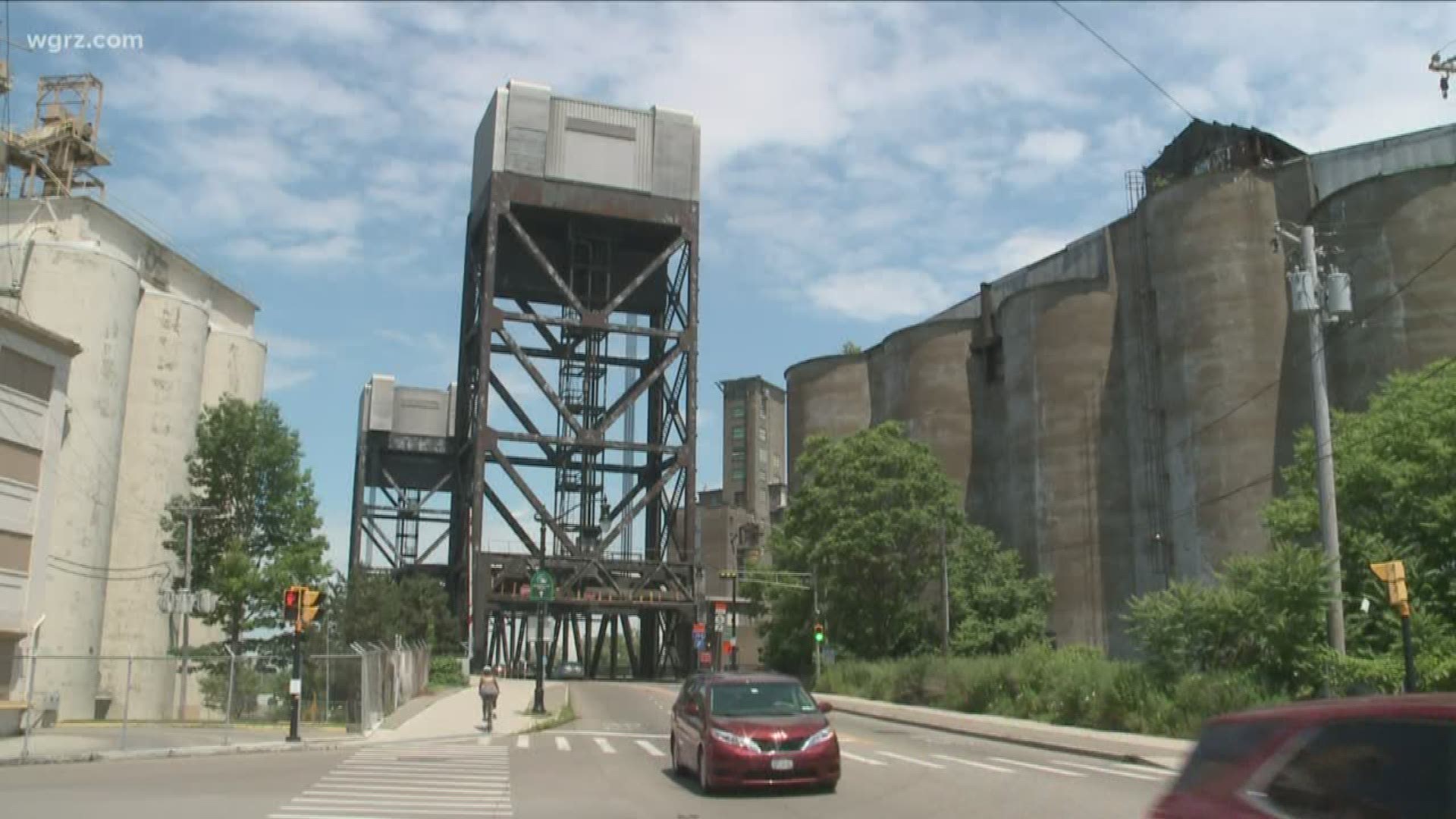 Driver's car damaged on Ohio St. Bridge