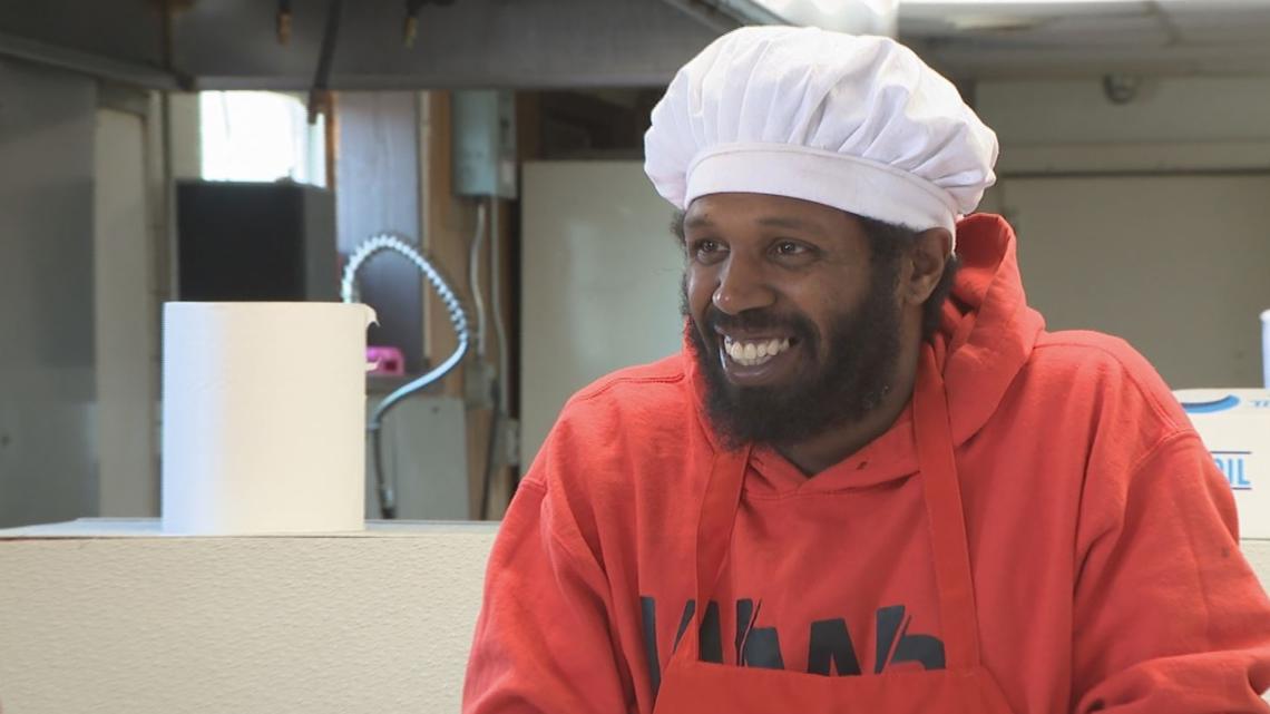 Frying to be free in Niagara Falls - Vimarsana News