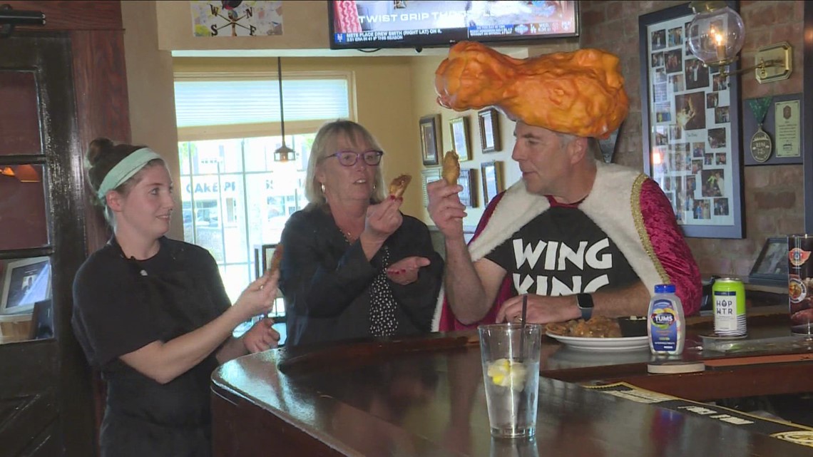 'Wing King' celebrates National Chicken Wing Day by eating 58 wings - Vimarsana News