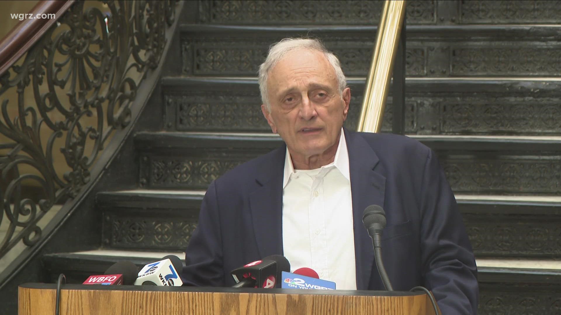 23rd Congressional district candidate Carl Paladino plans to file a lawsuit against Governor Kathy Hochul New York's recently passed gun reforms.