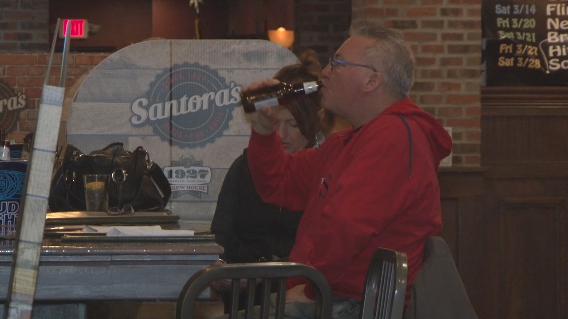 10 p.m. COVID curfew struck down for some Erie County restaurants - Vimarsana News
