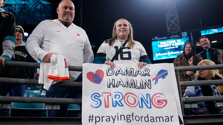 Minnesota Vikings wide receiver Justin Jefferson wears a shirt honoring  injured Buffalo Bills player Damar Hamlin before an NFL football game  against the Chicago Bears, Sunday, Jan. 8, 2023, in Chicago. (AP