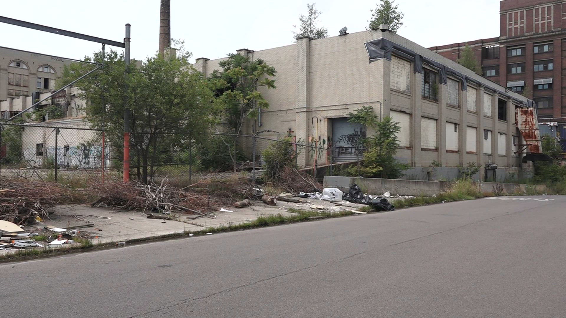 Buffalo councilmember sounding alarm on issues at former Wonder Bread ...