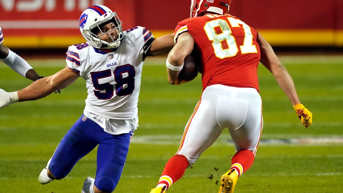 Buffalo Bills outside linebacker Matt Milano (58) defends against the New  York Jets during an NFL football game, Sunday, Nov. 14, 2021, in East  Rutherford, N.J. (AP Photo/Adam Hunger Stock Photo - Alamy