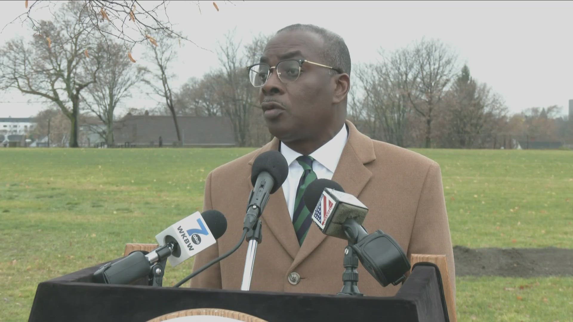 Rainbow Bridge explosion | Buffalo Mayor Byron Brown responds | wgrz.com