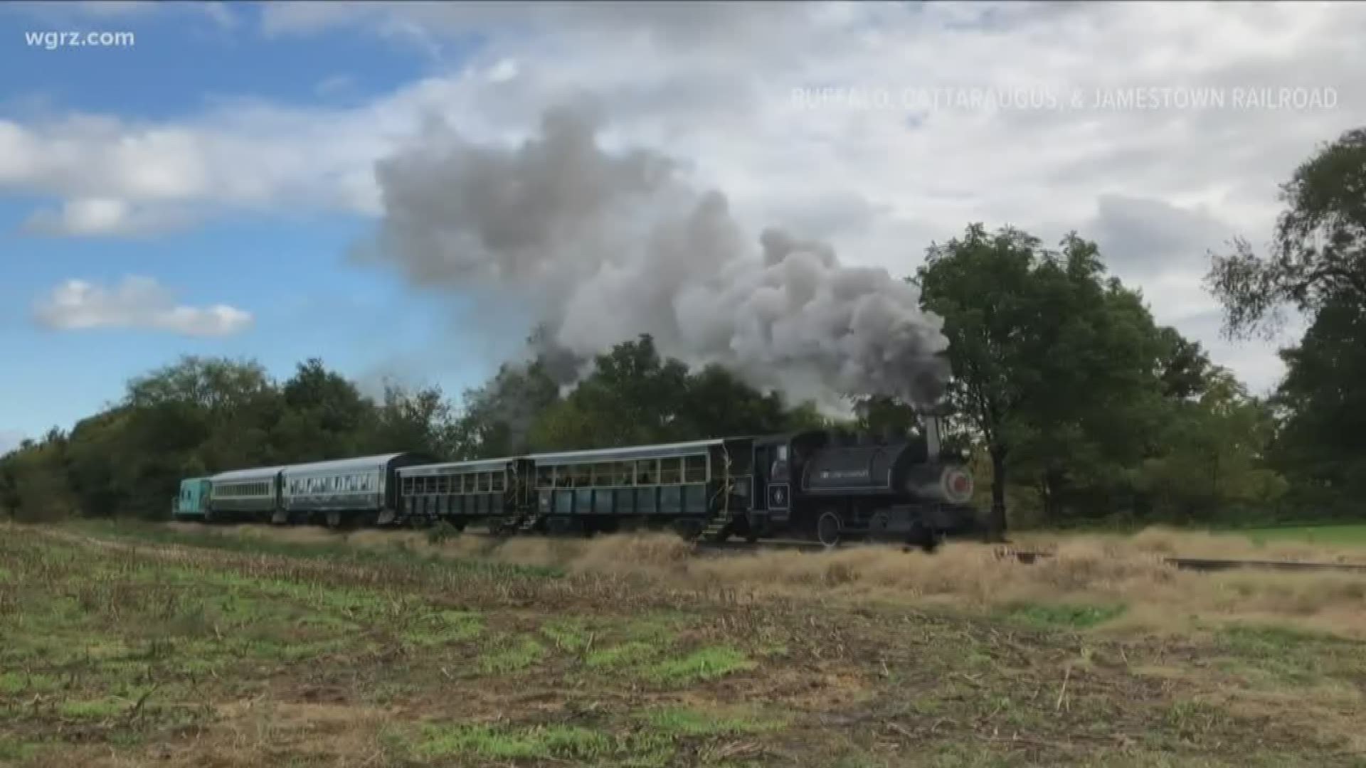 Historic train hits the tracks for fall tours