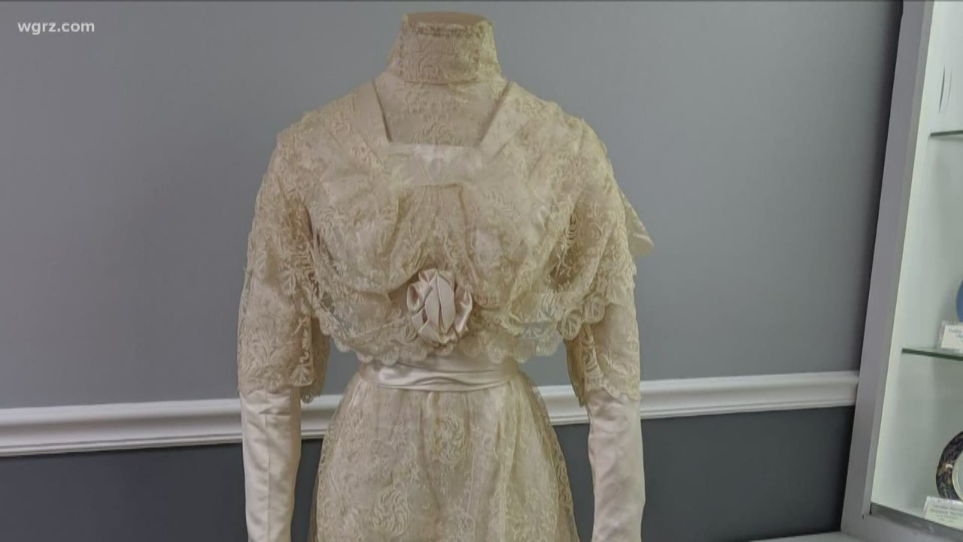 Unsolved: Wedding Dress Missing