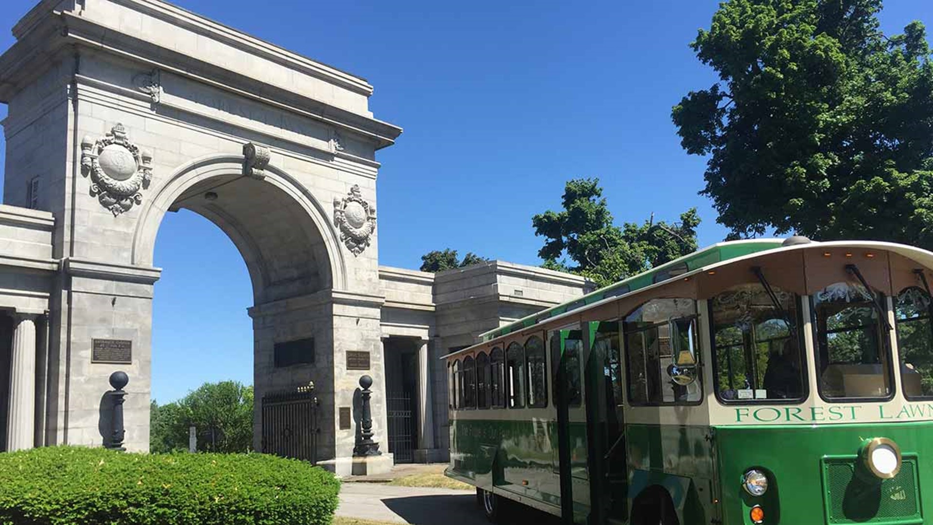 Eclipse Closing: Forest Lawn Cemetery 