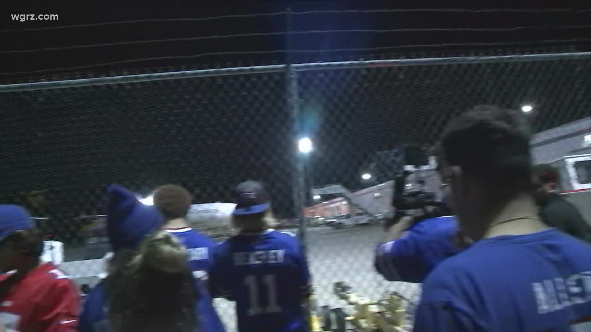 Bills fans welcome team home at the airport