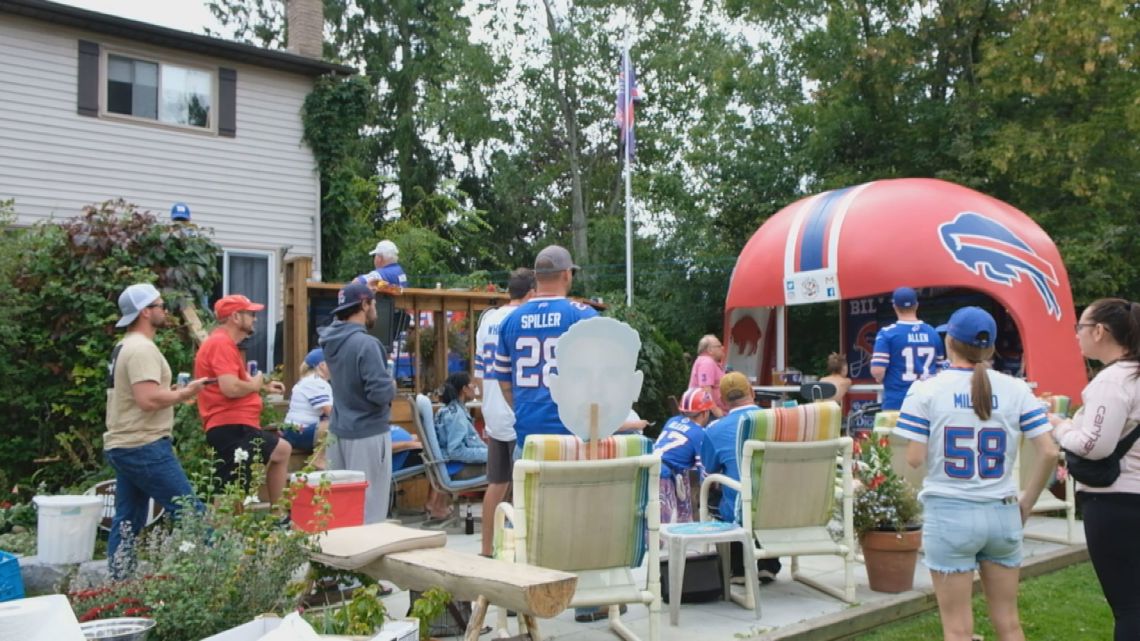 Bills fans in Canada gather at giant helmet bar north of Toronto