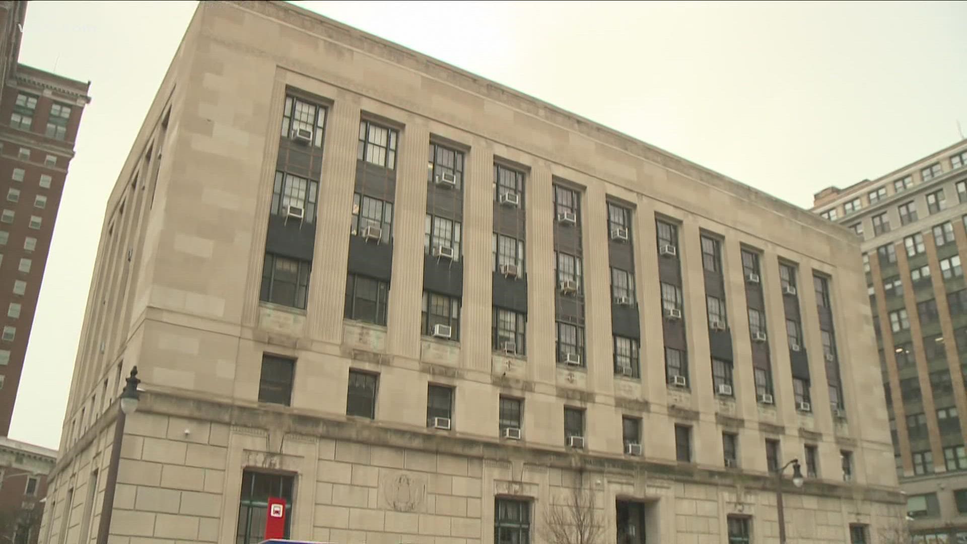 An iconic building in downtown Buffalo will hit the auction block Thursday morning.