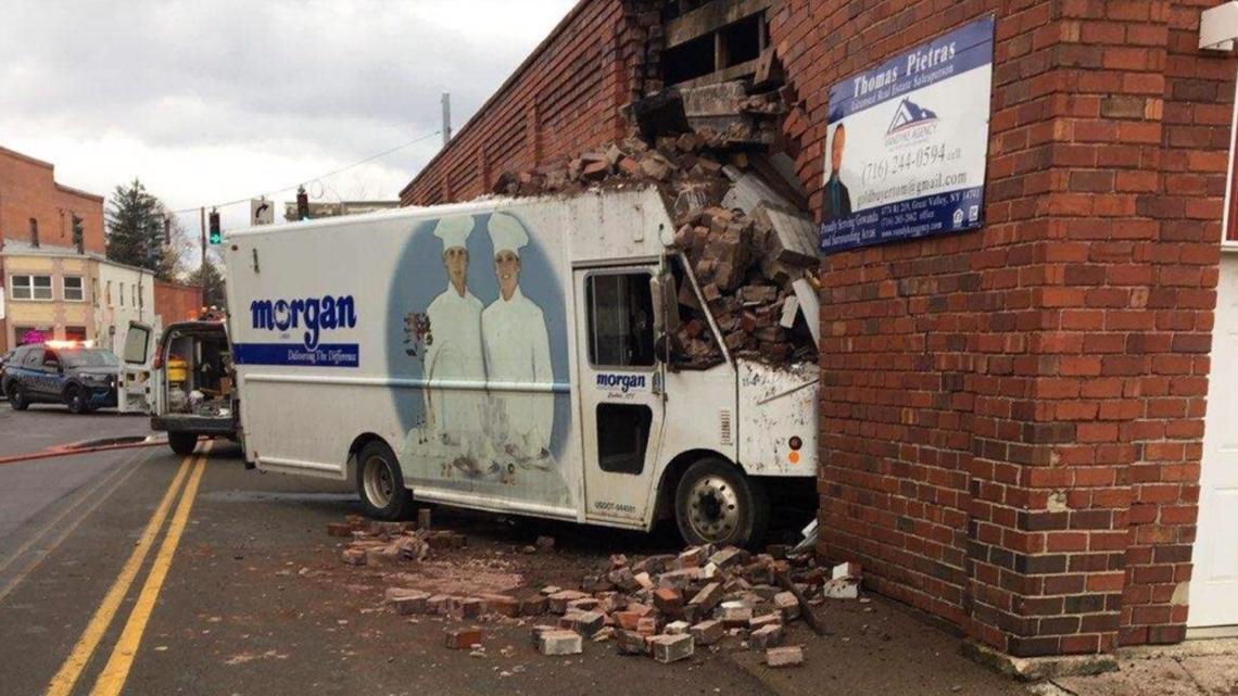 Gowanda Police investigate truck that struck building