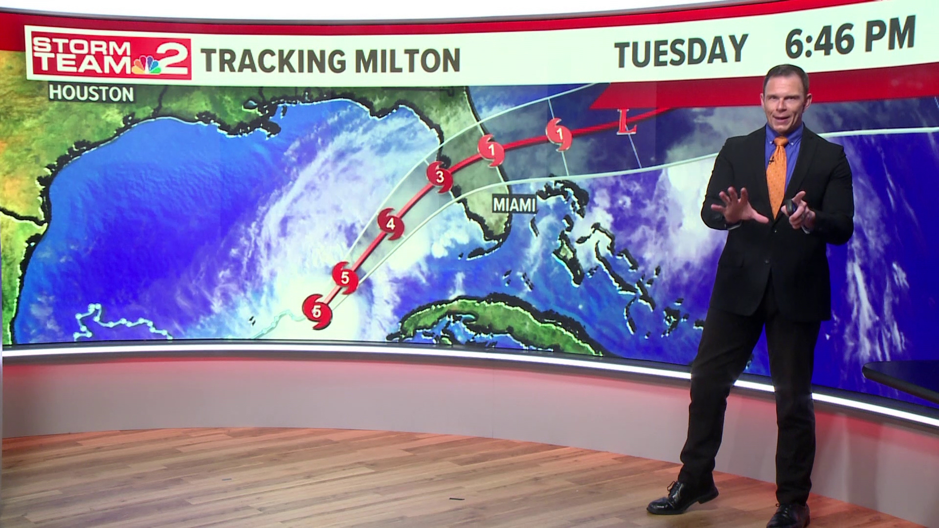 Storm Team 2's Dan Russell is tracking Hurricane Milton as it heads for the Florida coast